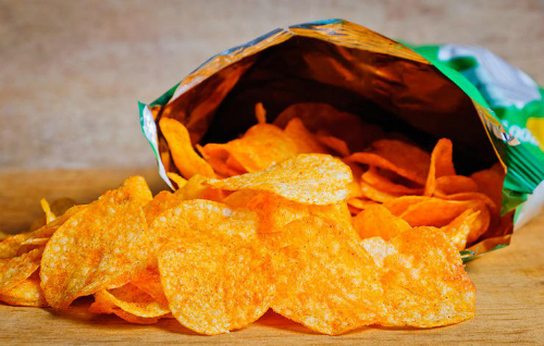 bad-sick-foods-crunch-snacks-2576-1479792490